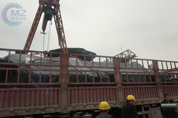 600噸火車(chē)輪軸壓裝機(jī)發(fā)貨現(xiàn)場(chǎng)